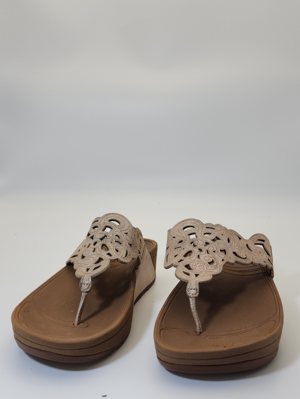 FitFlop Flora Leather W Sz. 7 Shimmery Dusty Pink  Lace  Comfort WedgeSandals